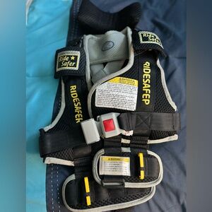 Ride Safer Black and Gray Car Vest 30-60lbs